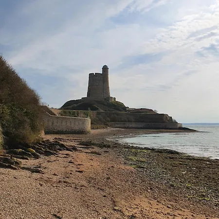 Le Relais Du Phare Independante بيت ضيافة 3*
